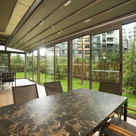 ホテル Radisson Residences Vadistanbul イスタンブール