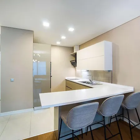 Radisson Residences Vadistanbul 5*