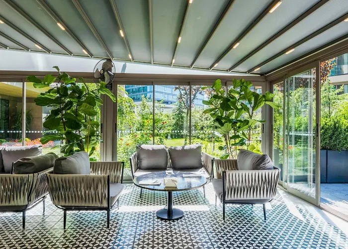 Radisson Residences Vadistanbul 호텔 5*