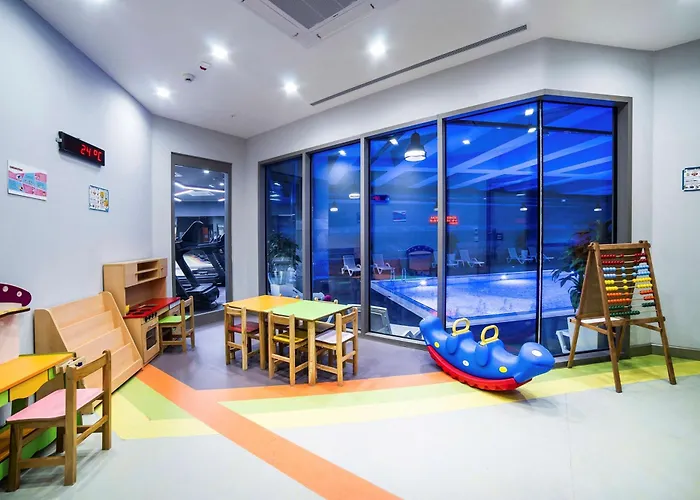 Radisson Residences Vadistanbul 5*