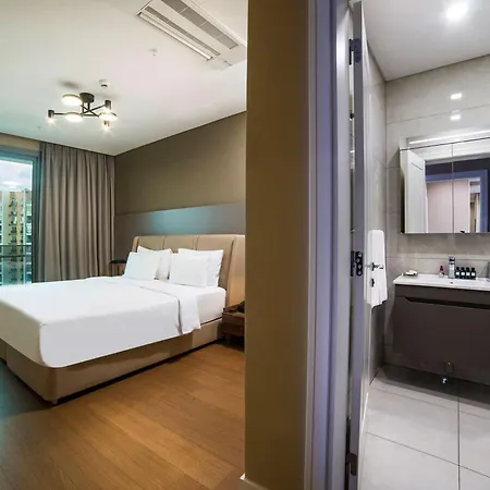 Radisson Residences Vadistanbul Hotel 4*