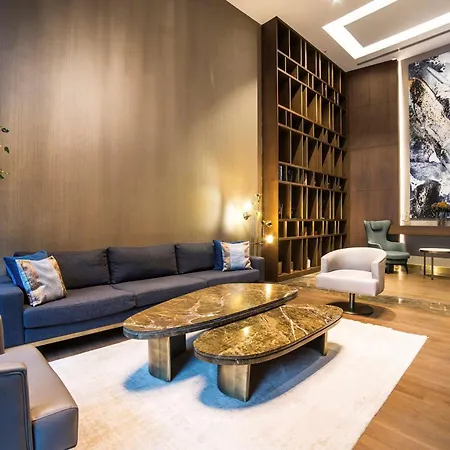 Radisson Residences Vadistanbul 4*
