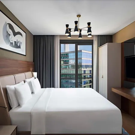 Hotel Radisson Residences Vadistanbul 4*